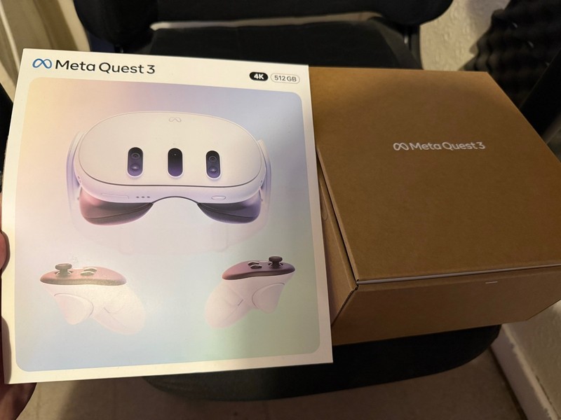 Meta Quest 3 4K 512GB VR Headset + Charger + Controllers