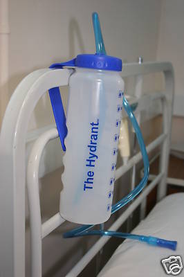 Rollstuhl Trinkhilfe - Der Hydrant + 2 Schläuche