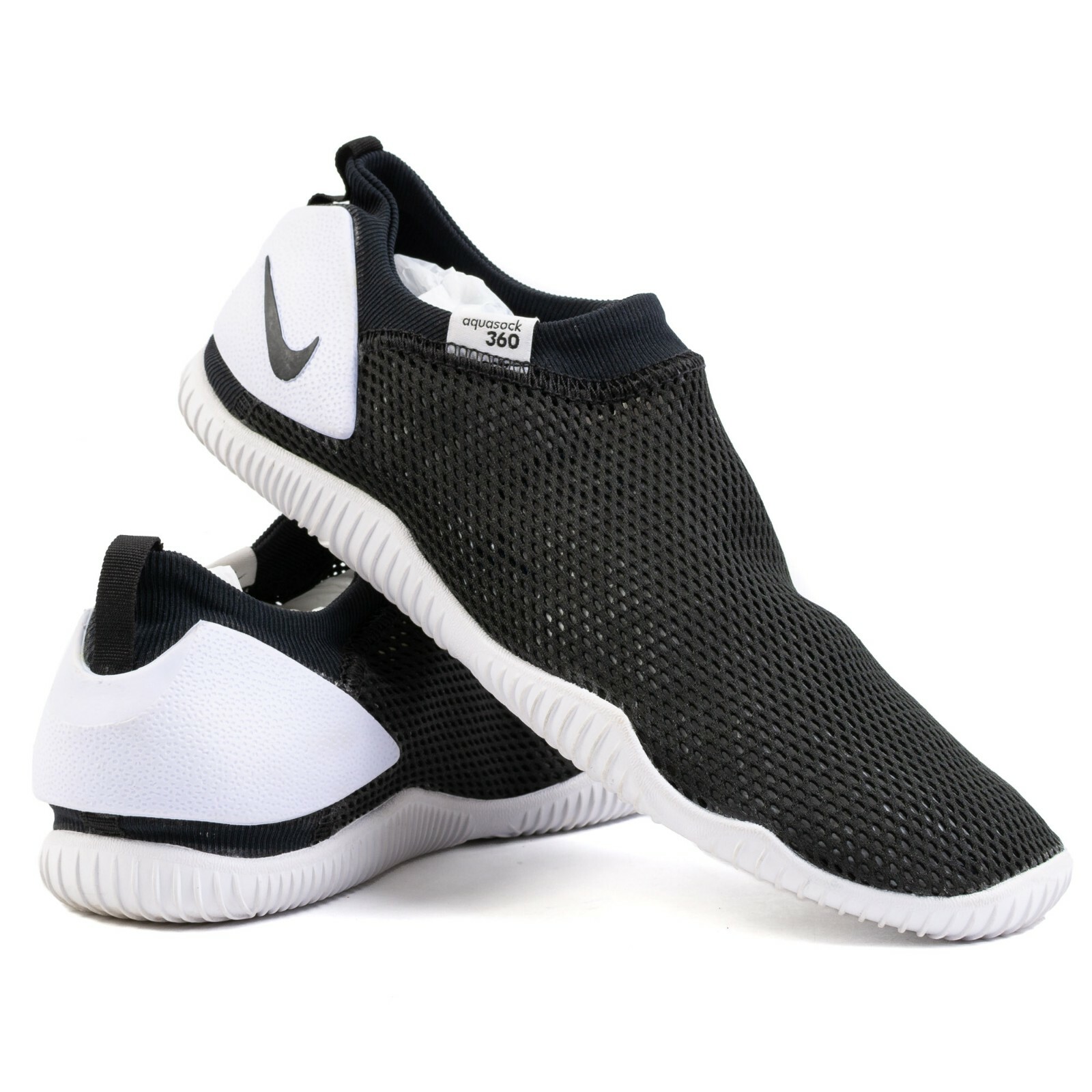 black nike water shoes