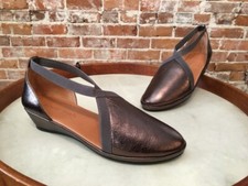 Kenneth Cole Pewter Metallic Leather Natalia Gentle Souls Wedge Shoe New