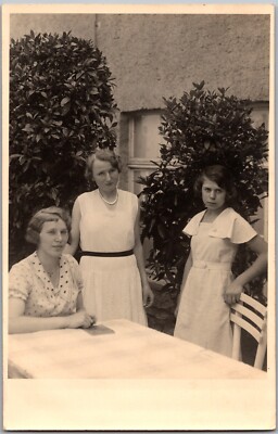 RPPC POSTCARD CIRCA 1910s OLD THREE YOUNG LADIES IN WHITE DRESSES UNPOSTED | eBay RPPC POSTCARD CIRCA 1910s OLD THREE YOUNG LADIES IN WHITE DRESSES UNPOSTED | eBay