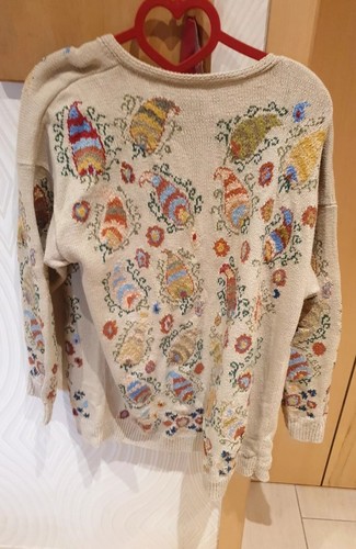 TRACHTENJACKE für DAMEN in GRÖßE M mit FLORALEM MUSTER. - Bild 5 von 5
