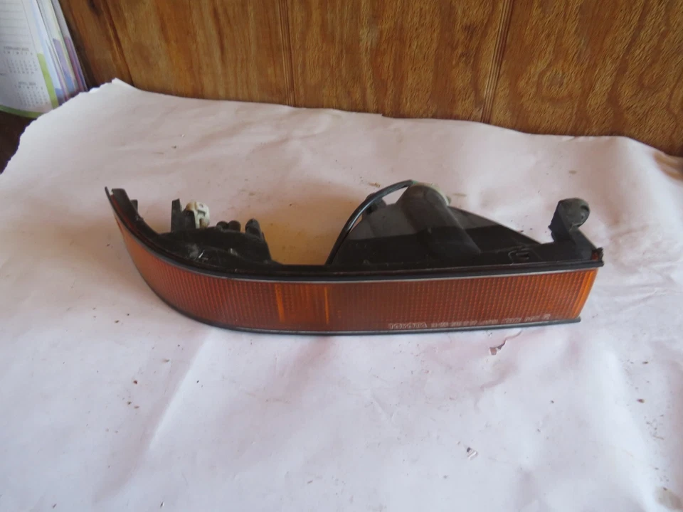 89 TOYOTA SUPRA TURBO PARACHOQUES DELANTERO INTERMITENTE LUCES MARCADORAS DERECHA IZQUIERDA Foto 3 de 4