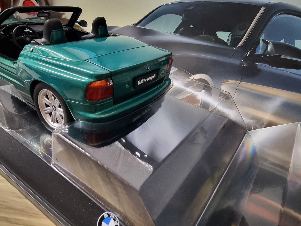 NEW MINICHAMPS BMW 1988 Z1 ROADSTER IN GREEN 1:18 SCALE
