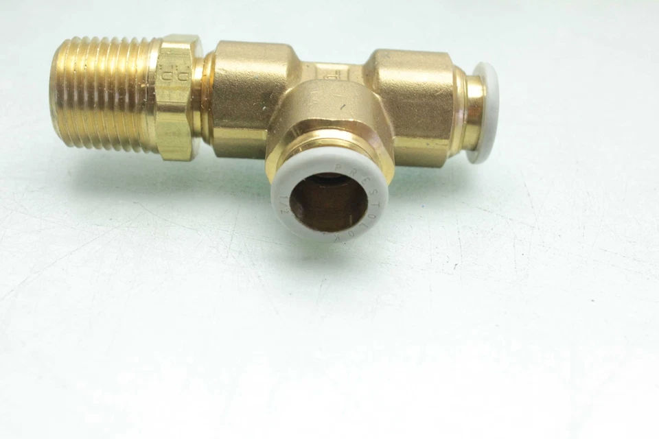 9 New Parker 171PLP-8-8 Prestolok Fittings / Brass / Tee / 1/2" x 1/2" x 1/2" - Image 4 of 4