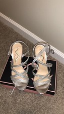 NWT Nina Silver Heels 8M