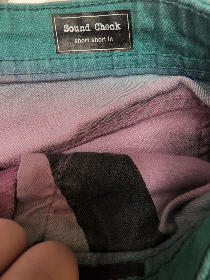 Vilcom Liberated Volcom Ombre Shorts Size 3Jean Shorts Green Blue Purple Pink - Image 3 of 4
