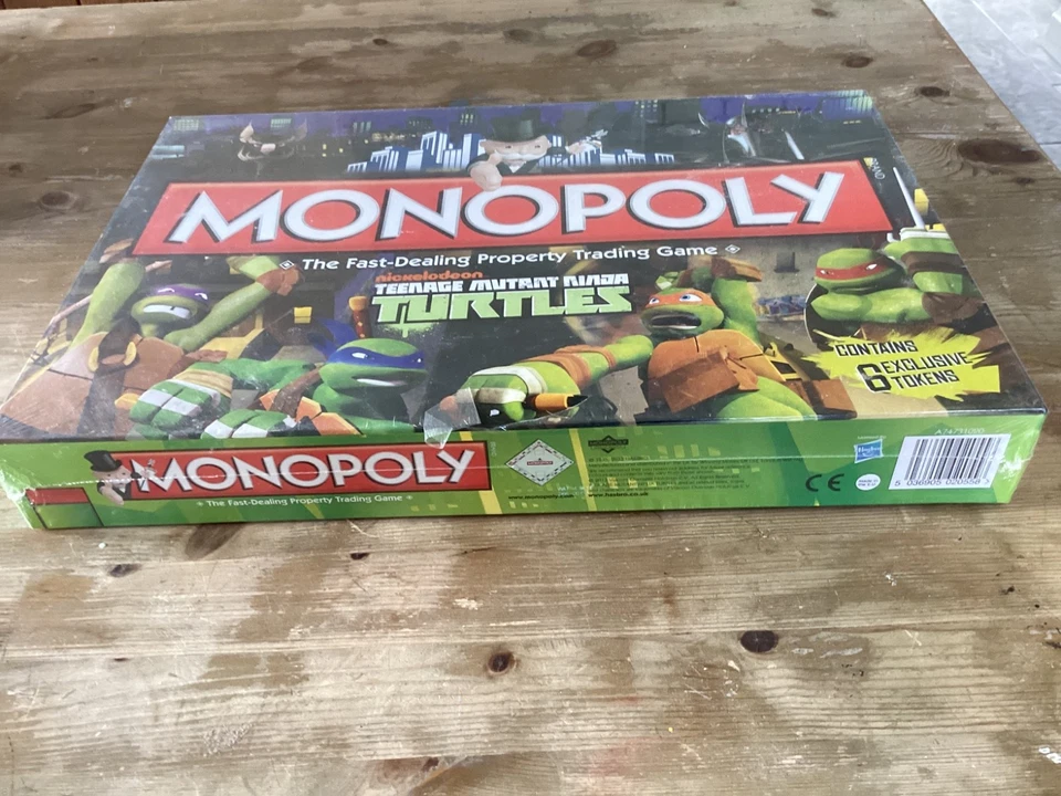TEENAGE MUTANT NINJA TURTLES MONOPOLY   HASBRO 2013   SEALED  STOCKROOM FIND - Image 2 of 4