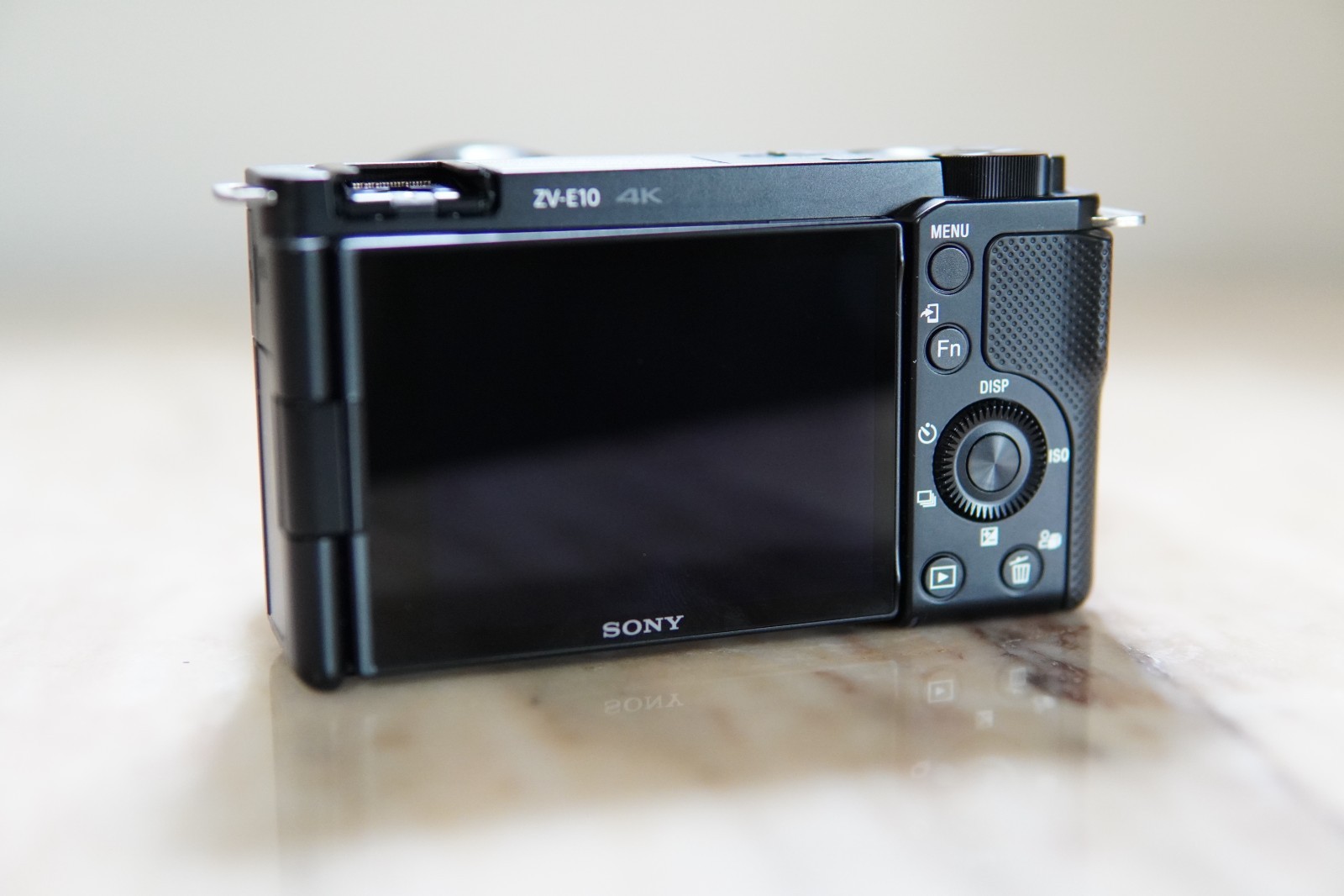 Sony ZV-E10 Mirrorless Camera + 16-50mm OSS Lens | Boxed | Excellent Condition