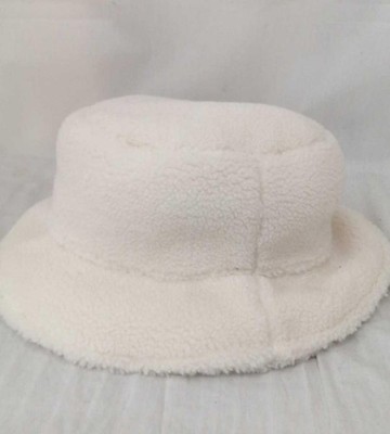 Boa Hat Model Number WHT STAND STUDIO