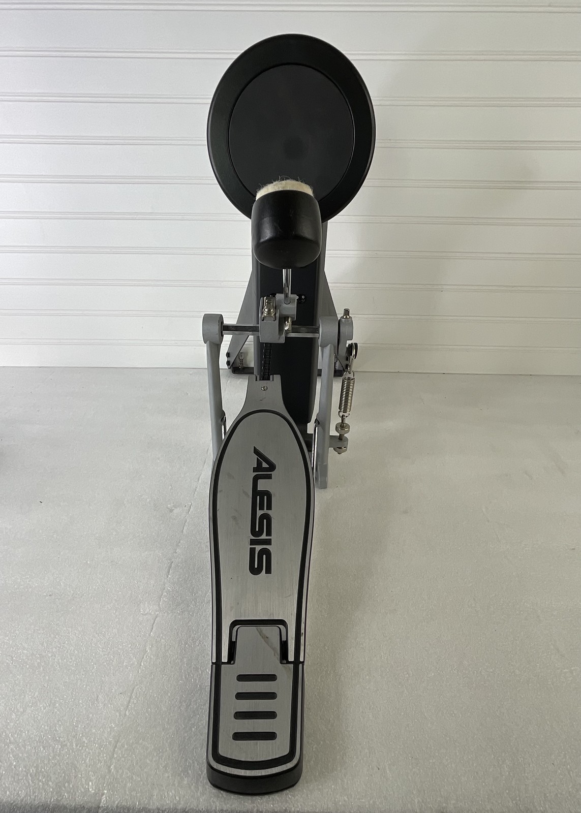 Alesis Kick Drum Tower Pad Single Chain Bass Drum Pedal