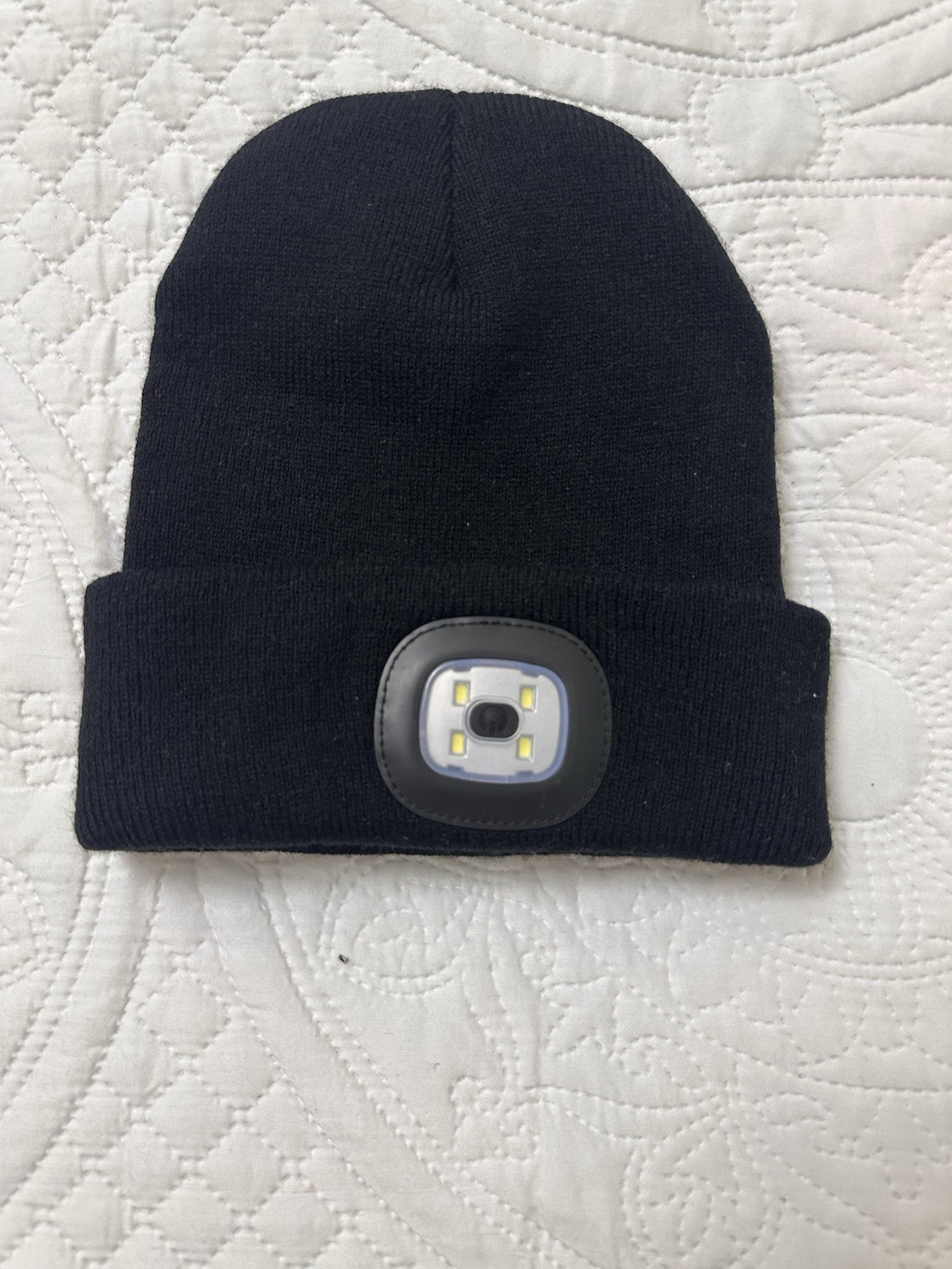 Highlands Mens Black Light Up LED Beanie Hat 100% Acrylic Great Condition