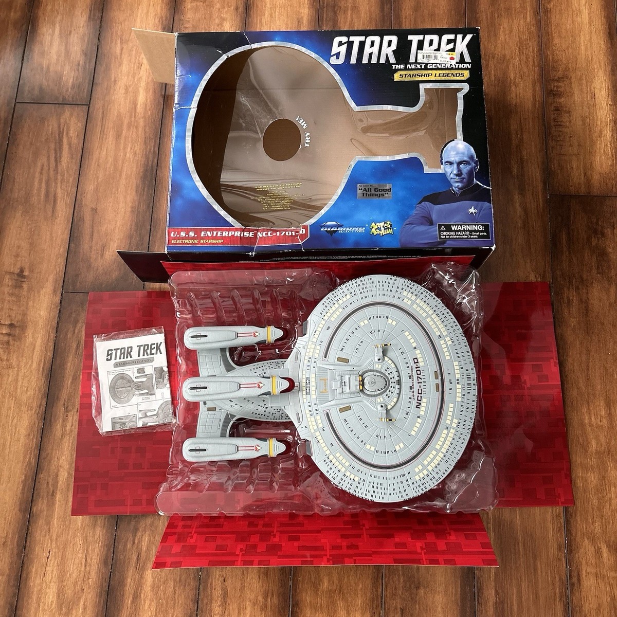 Star Trek Starship Legends Diamond Select USS Enterprise NCC