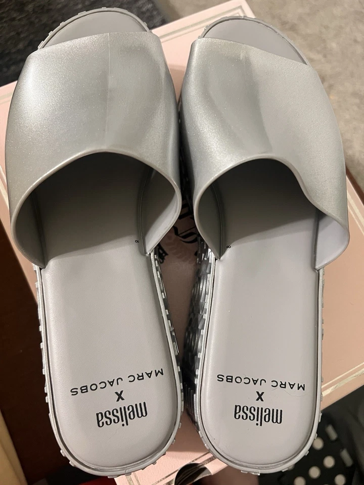NWOT Marc Jacobs X Melissa Metallic Silver Platform Slides - Image 4 of 4