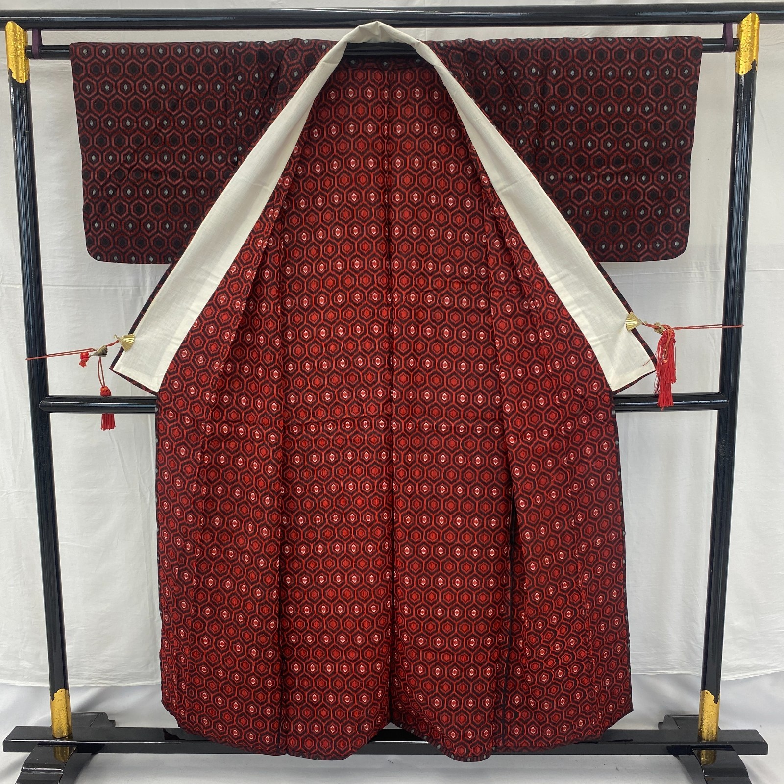 Japanese Vintage Kimono Silk Red Tumugi No Lining Traditional  Length 60 in