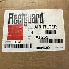 NOS NEW IN FACTORY PKG FLEETGUARD AF259 AIR FILTER IN  DUSTY BOX = TO 42245 WIX
