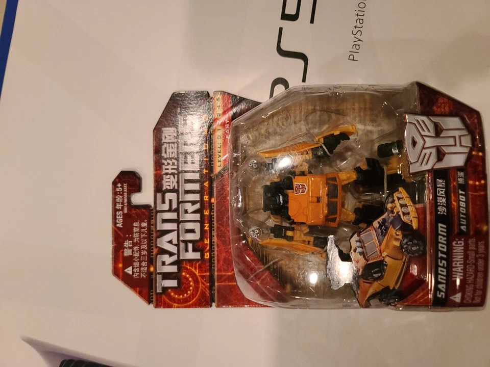 SANDSTORM AUTOBOTS   TRANSFORMERS GENERATIONS SCOUT CLASS - Image 2 of 4
