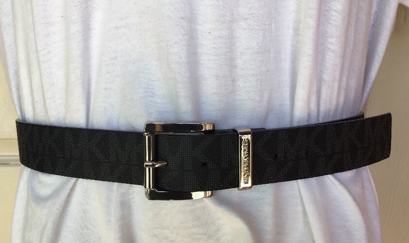 MICHAEL KORS BELT BLACK WITH LARGE PRINTED MK LOGO STURDY  display picture 1