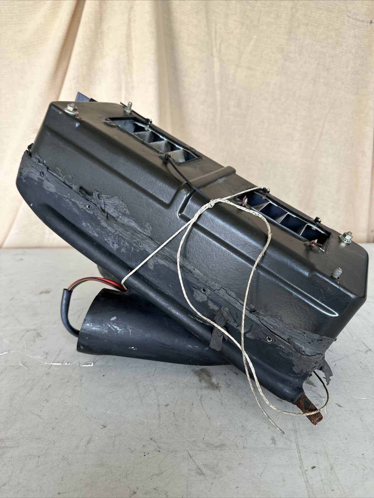 OEM Ferrari 328 A/C Air Conditioning Evaporator Box Assembly 61830500 P/R READ