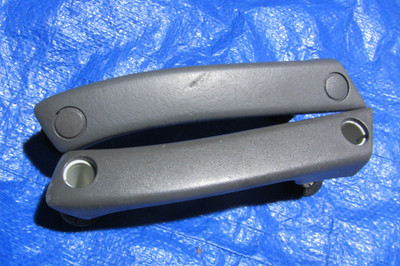 1999-2005 SAAB 9-5 OEM GRAY DOOR PULL GRAB HANDLE FRONT LEFT & RIGHT 2 PIECES