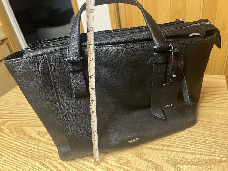 TUMI Vintage Women’s Black Leather Computer / Documents/ Briefcase Handbag - Image 4 of 4