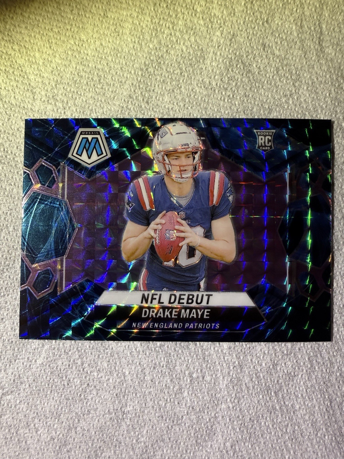 Drake Maye Genesis NFL Debut 2024 Panini Mosaic Rookie CASE HIT #273 COLLX