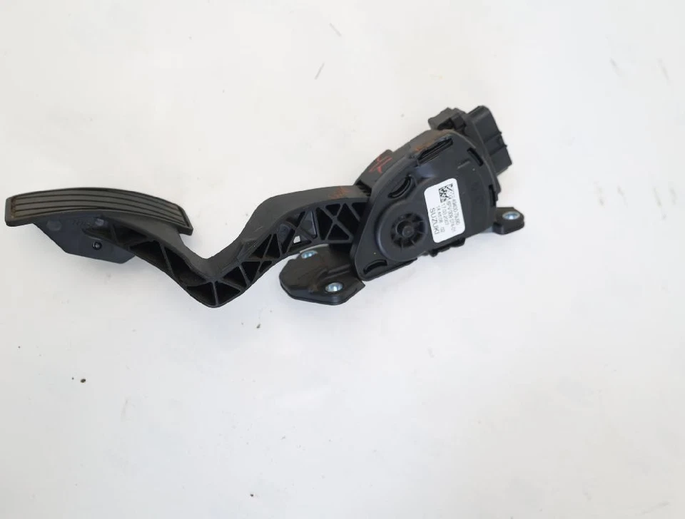 Pedal de acelerador Suzuki SX4 EY GY 4940079J90 HELLA 1.9 88 KW 120 CV diésel 01-2008 Foto 2 de 4