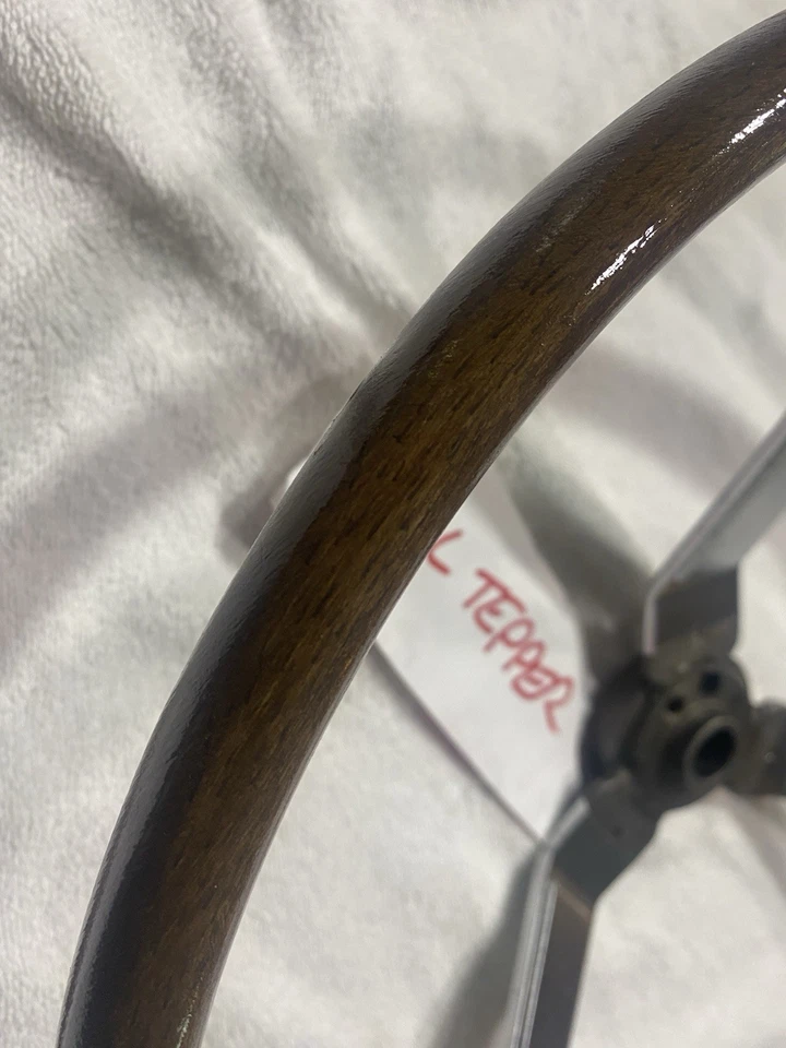 Volante Pontiac Woodgrain GTO Firebird Grand Prix restaurado 69-70, 71,72 Foto 4 de 4