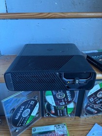 Microsoft Xbox 360E 500GB console bundle 1 controller + 3 games tested & works!