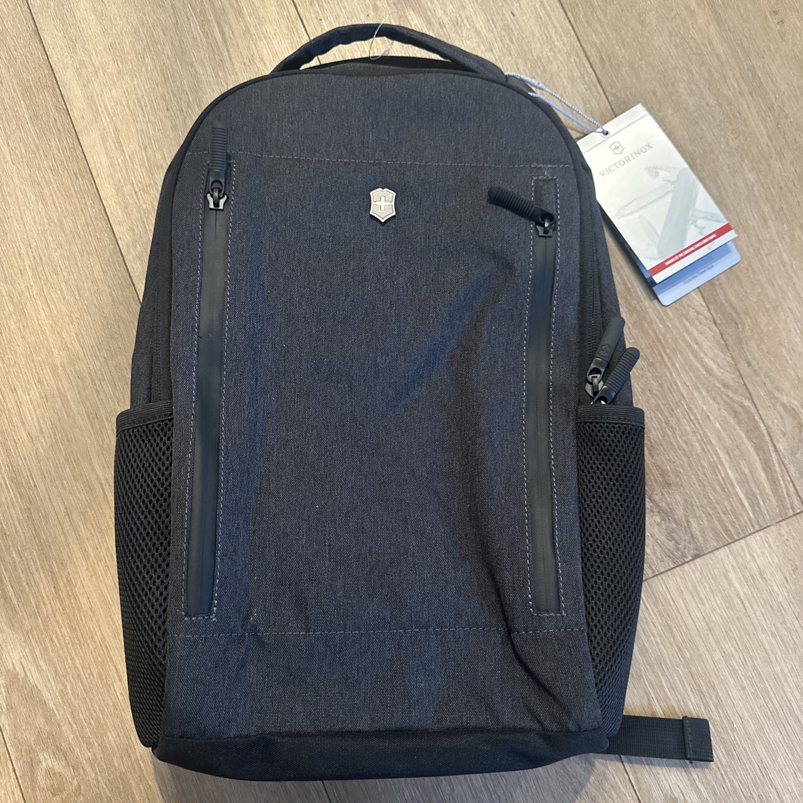 NEW Victorinox Journey Crossing 16" Laptop Backpack - Grey (