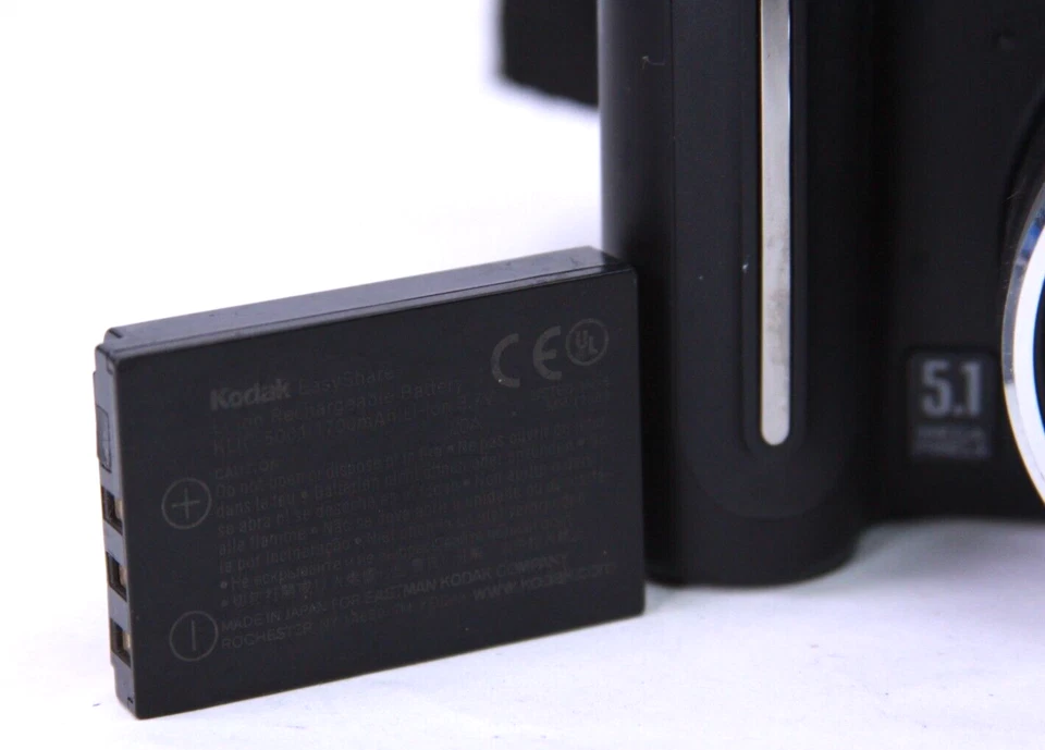 Kodak Easyshare P850 5.1 MP Digital Camera W Battery - Tested No charger! - Image 2 of 4