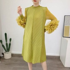 Ruffles Sleeves Pleated Dress Women Round Neck Dresses Female 