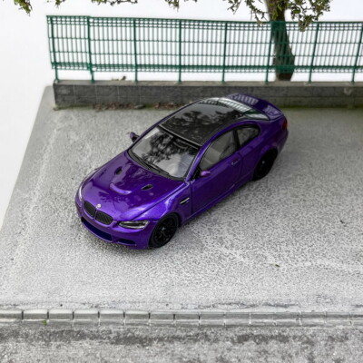 Fine model 1/64 Scale BMW M3 Coupe E92 Purple Diecast Car Model