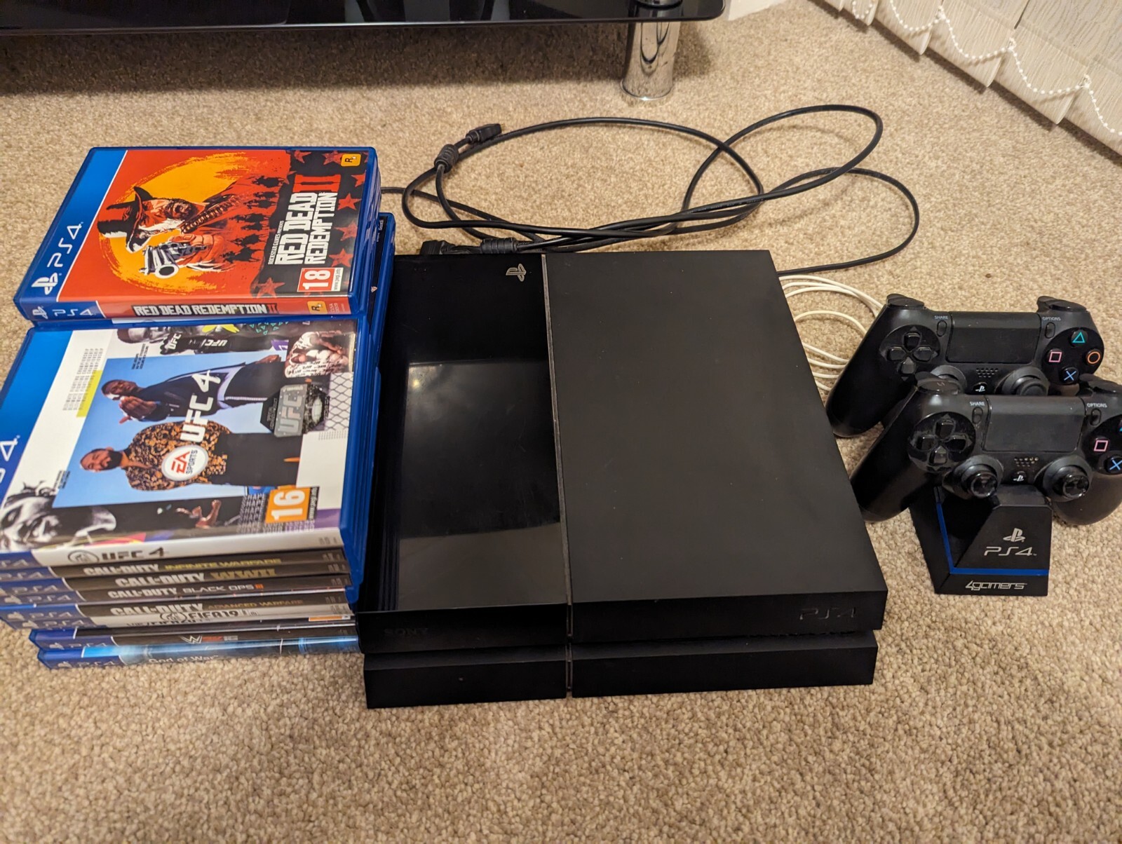 Sony PlayStation 4 500GB Black. Huge Bundle 19 Games, Additional