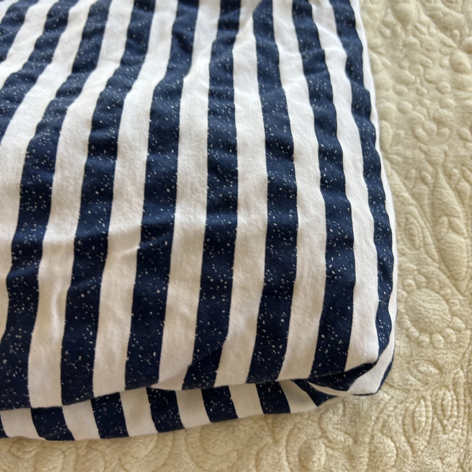 Sábana bajera ajustable a rayas azul marino blanco para niños Babies R Us cama para niños pequeños Foto 2 de 4