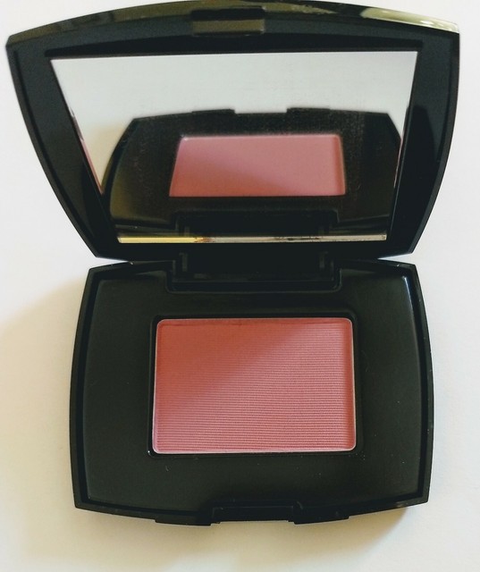 Blush Subtil Delicate Oil Free Powder Blush (Aplum) 0.088 oz/2