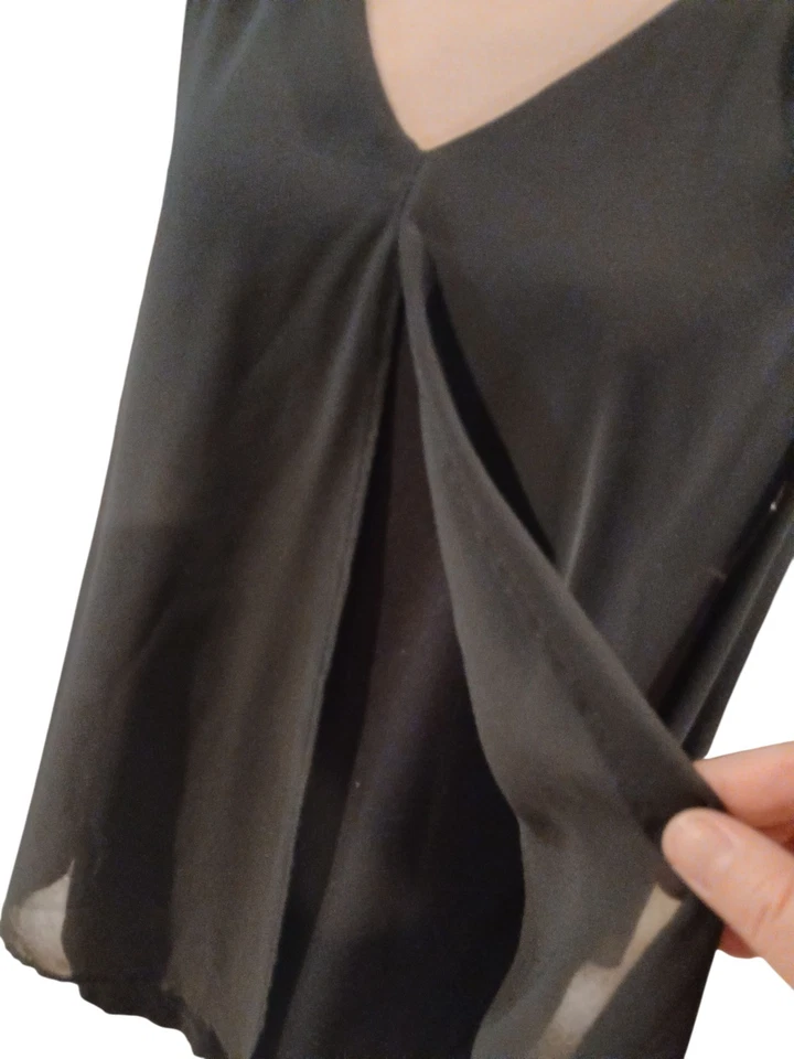 Blusa sin mangas Linea Domani para mujer en capas negra grande drapeada fluida Lagenlook Foto 2 de 4