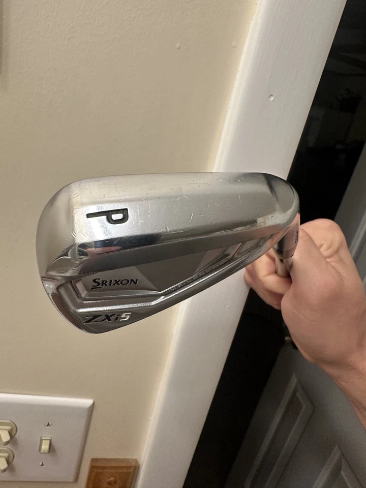 Cuña de lanzamiento vertical Srixon ZXi5 44 grados 1 grado. Modus 120 S Golfpride tamaño mediano Foto 2 de 4