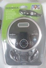 Insignia Portable CD Player w/ FM MP3 Playback  Headphones  NS-P5113  New