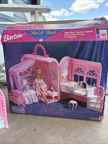 1998 VINTAGE Barbie Bed & Bath Playset House Fold Up Pink Case Purse