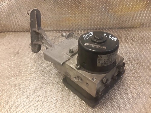 MERCEDES-BENZ CLK 270 CDI C209 ABS Pumpe 0054310712 2,7 Diesel 120 kW