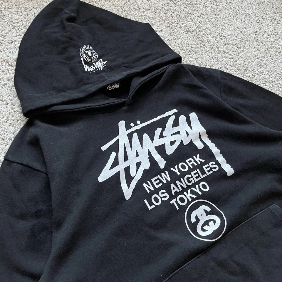 Stussy Men's black World Tour Hoodie Youth large - Image 2 of 4