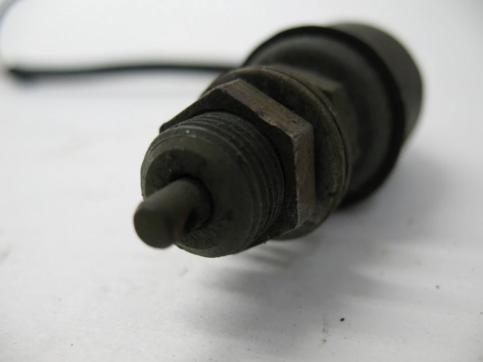 Interruptor de freno trasero Honda CT200 CT 200 TRAIL 90 1964-1966 35350-033-000 Foto 4 de 4