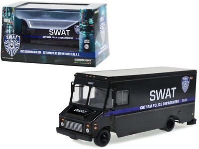 Greenlight 86355 1/43 - 1993 Grumman Olson - Gotham Police Department S.W.A.T.