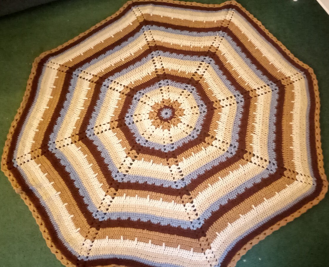 Vintage Hand Crocheted Soft Blanket Throw Afghan Octagon Blue Tan