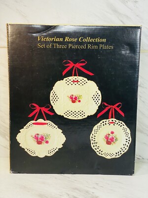  VINTAGE FORMALITIES BY BAUM BROS RETICULATED PLATES ROSES SET OF 3 PLATES NEW 