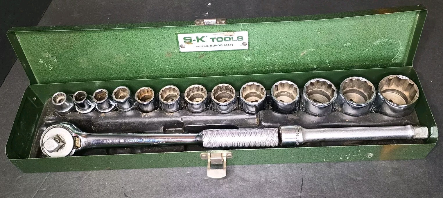 Vtg USA Lot of 13 SK SK Sockets Set 1/2 Drive 12 Pt Knurled tools