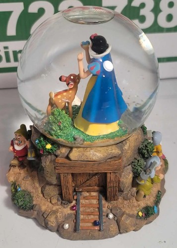 Snow White Snowglobe by Hallmark - Picture 4 of 7