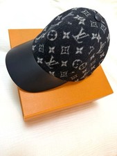 LOUIS VUITTON Newsboy Cap Monogram Carry-On Cap Size M Black Wool Leather w/Box