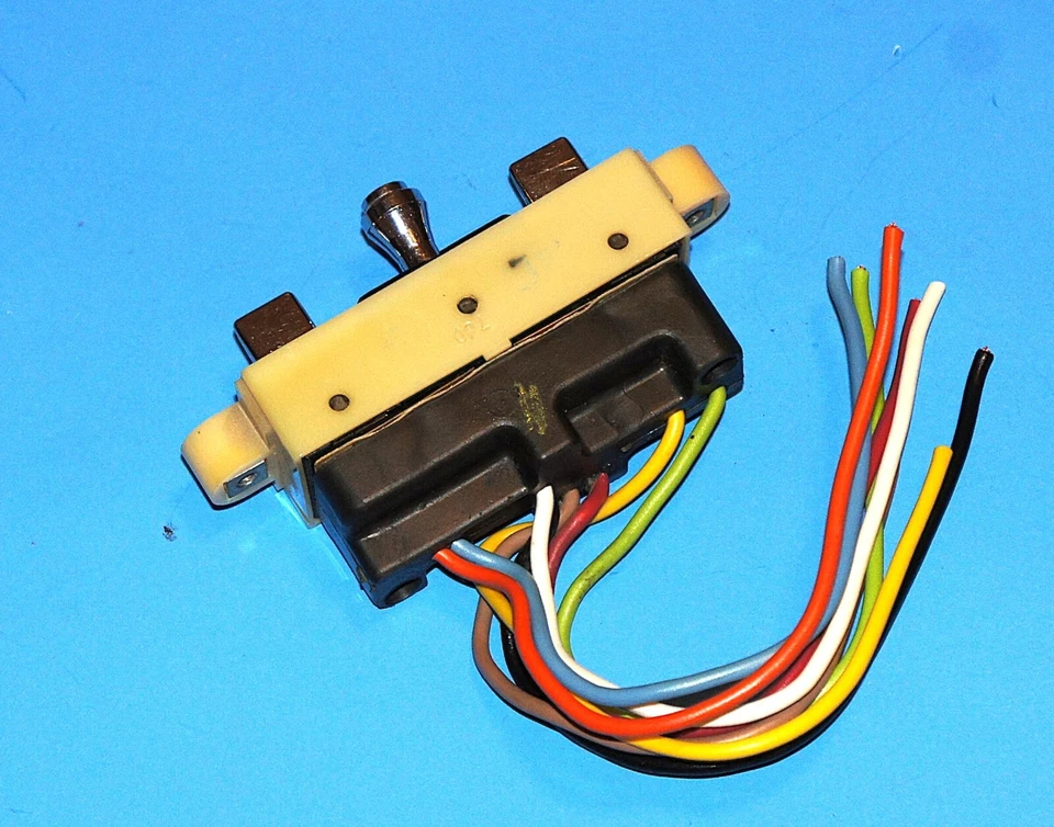 Jeep Cherokee XJ 1984-96 OEM INTERRUPTOR DE ASIENTO ELÉCTRICO - 8956002896 Foto 2 de 4